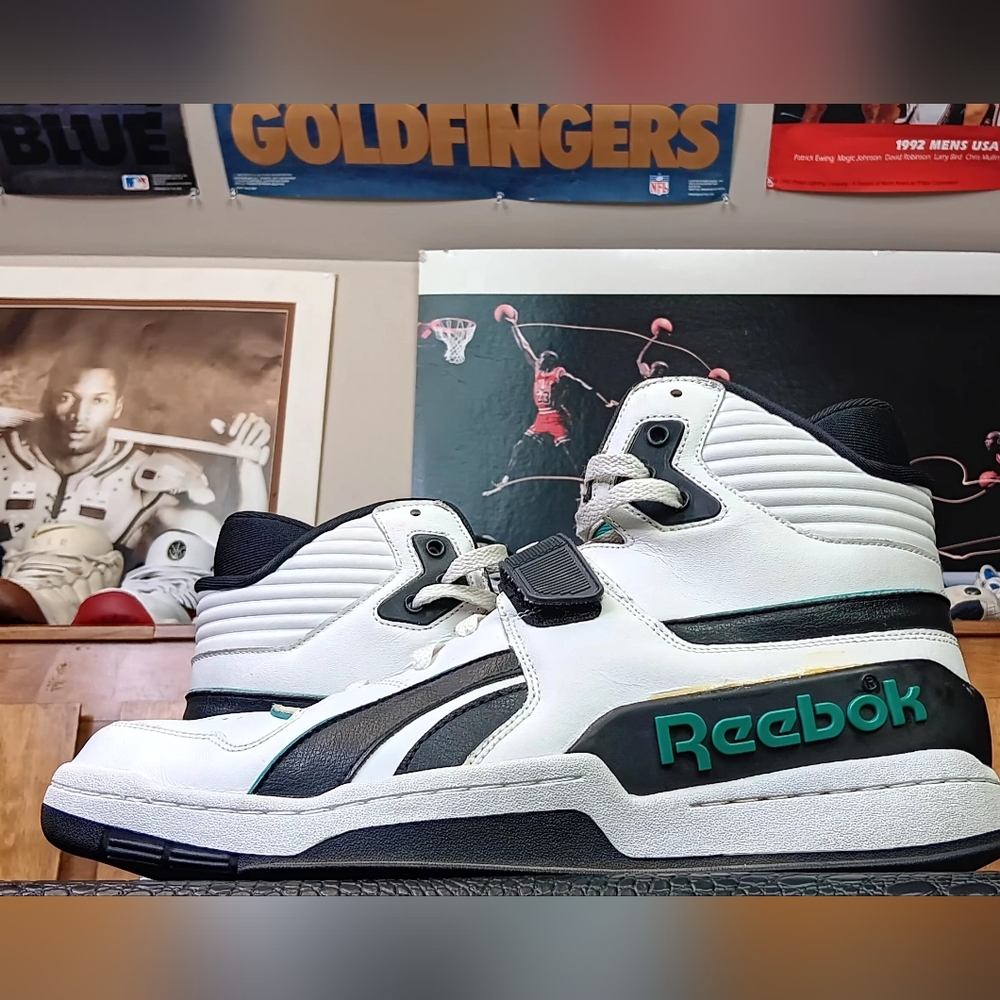 Vintage Reebok Commitment